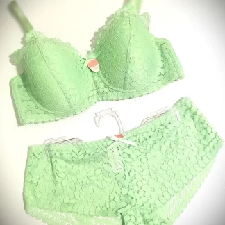 Green and lace women's underwear set