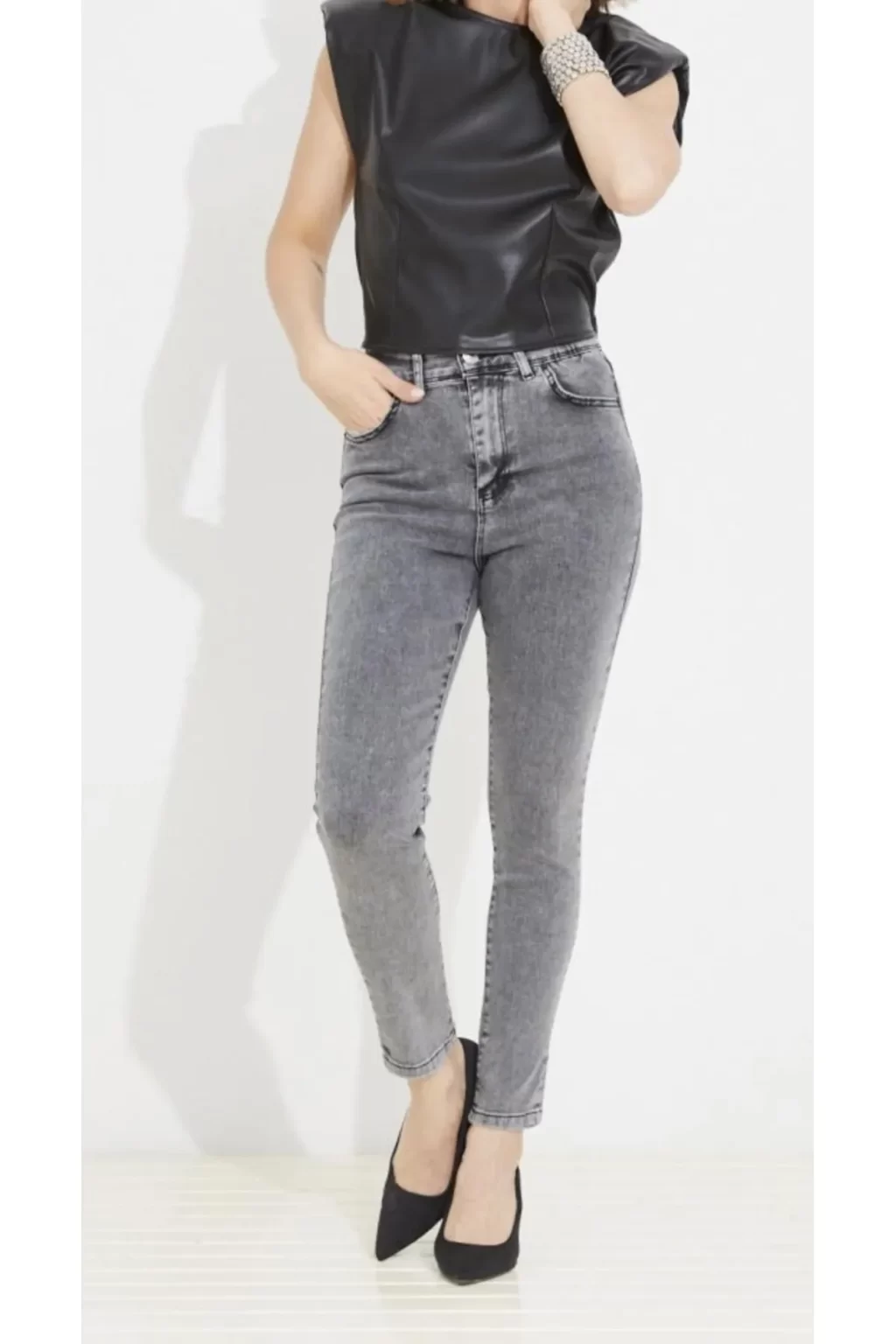 Slim Fit Women's Trousers | Ladies | H&M IE
