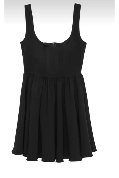 Askılı siyah elbise 5