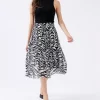 Patterned black skirt models 3