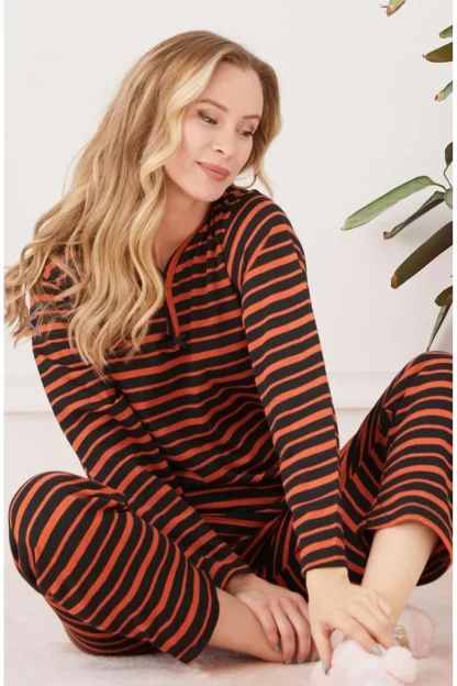Büyük Beden Çizgili Kadın Pijama Takımı 2